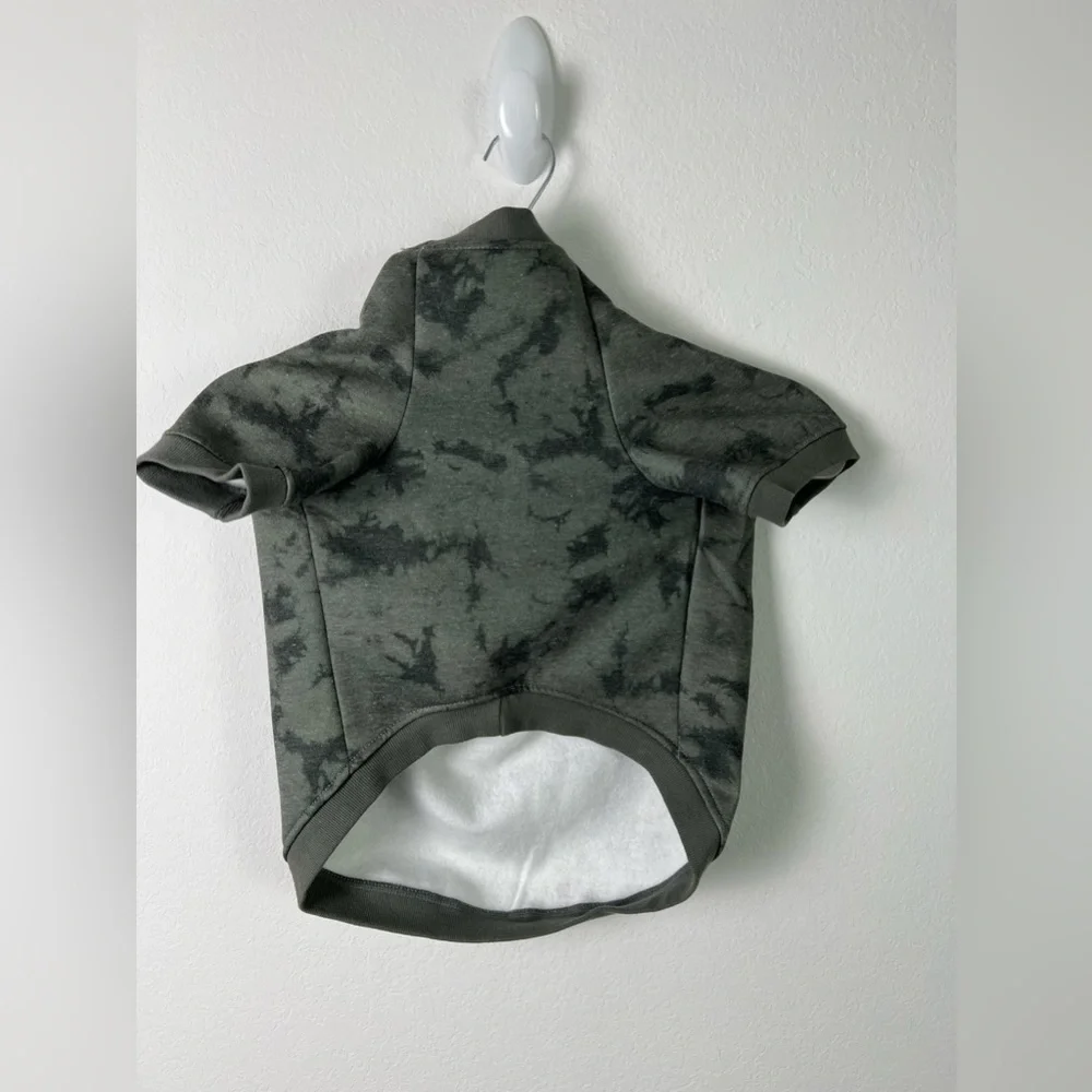 Old Navy Dog Sweatshirt Sweater